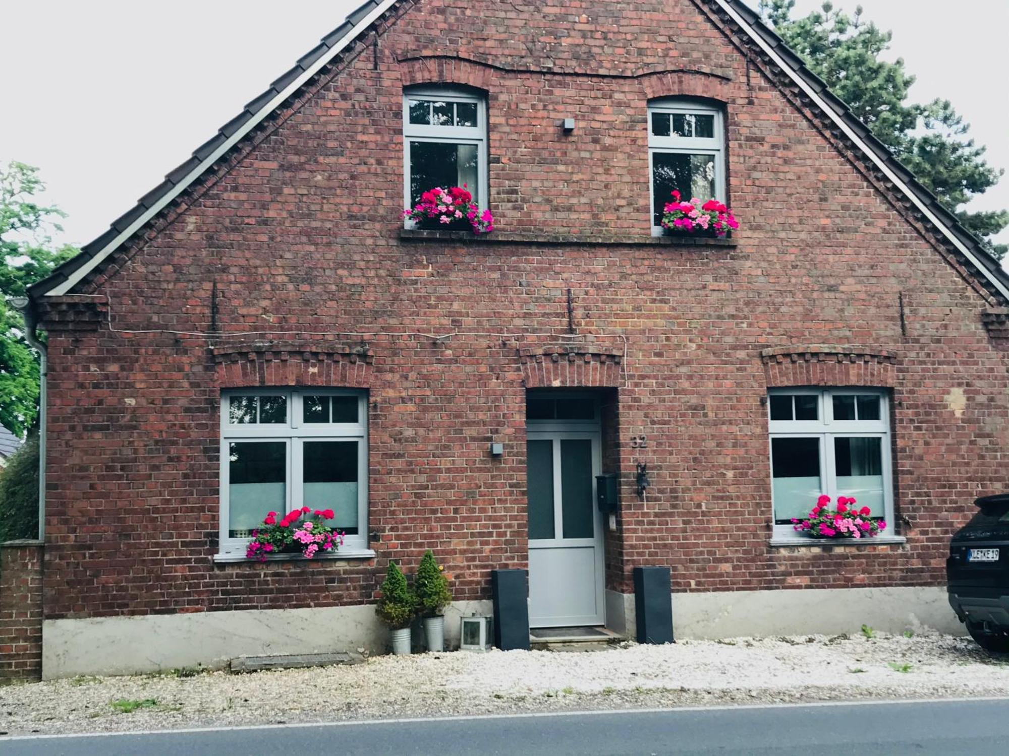 Ks Kotten Bed And Breakfast Rees Esterno foto